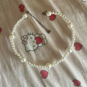 Fake Pearl Necklace Choker Length